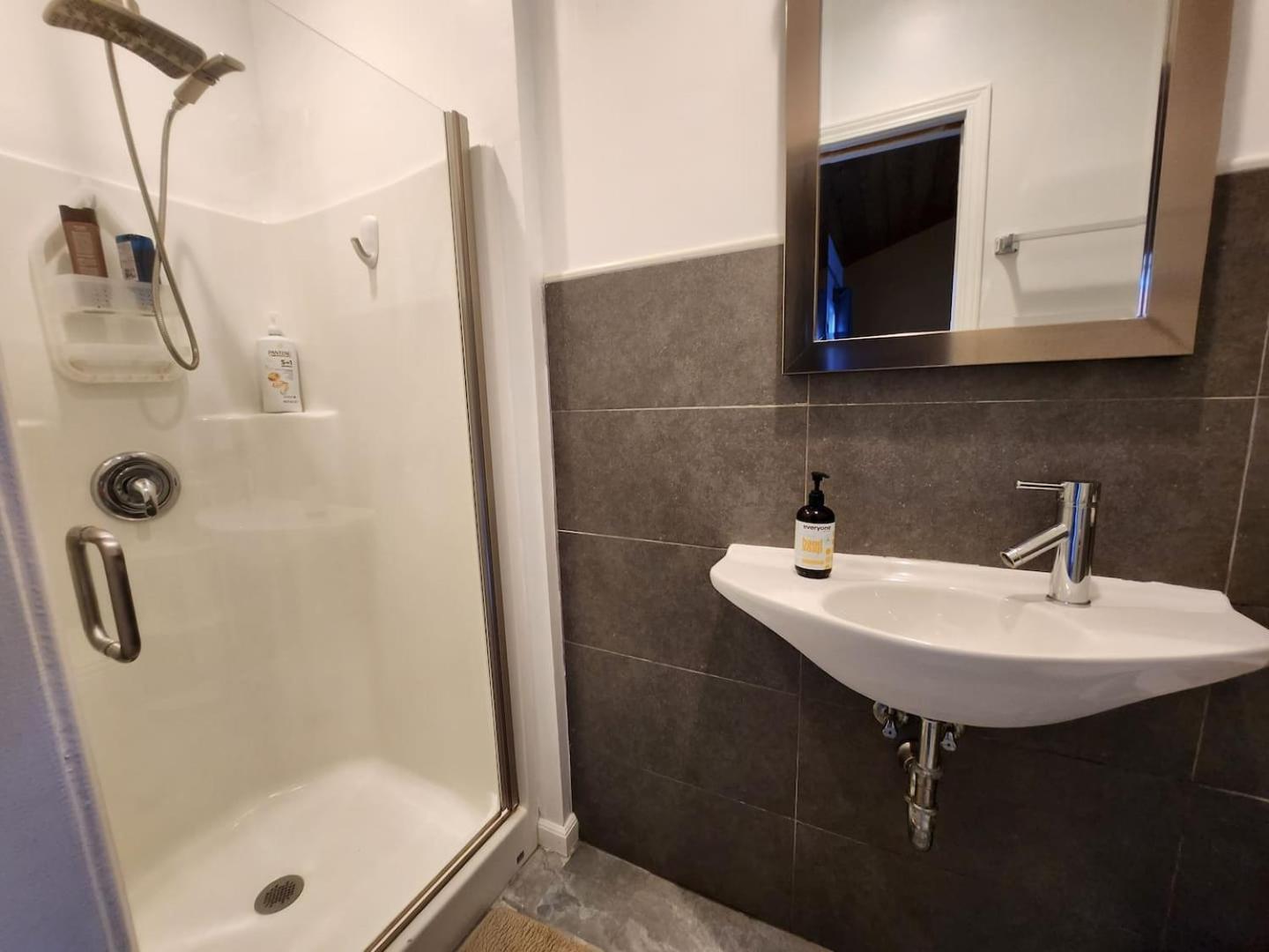 On Site Parking King Master Suite Ucsd Walk 샌디에이고 외부 사진